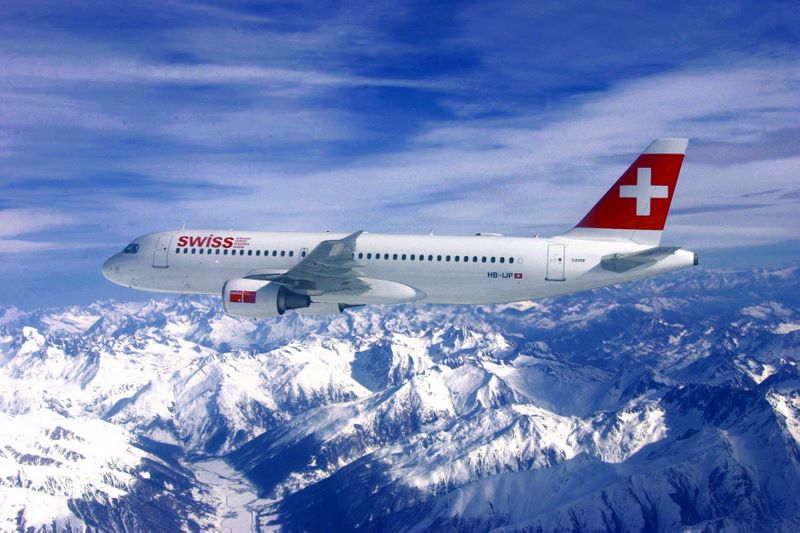 Swiss International Air Lines flying to Geneva airport.