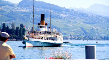 SS La Suisse Approaching Lausanne Ouchy